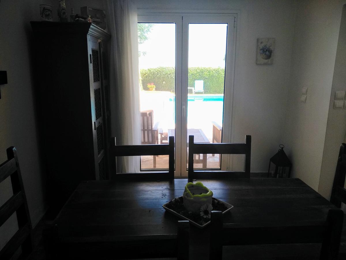 Apartment With Private Pool Кьятон Экстерьер фото